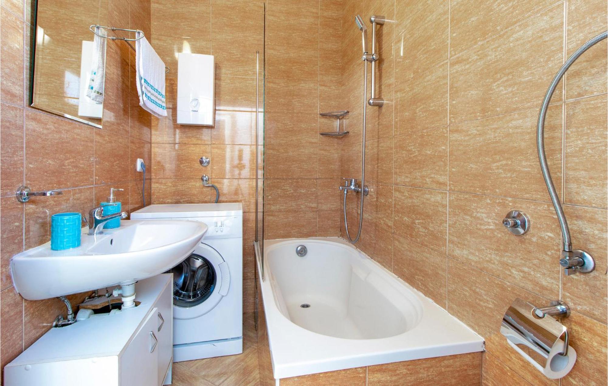 Stunning Apartment In Dramalj With House Sea View Bagian luar foto