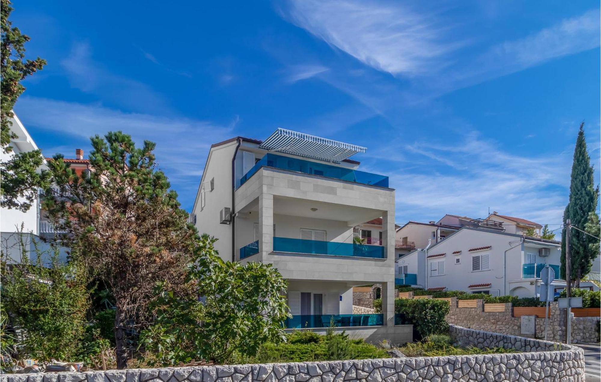 Stunning Apartment In Dramalj With House Sea View Bagian luar foto