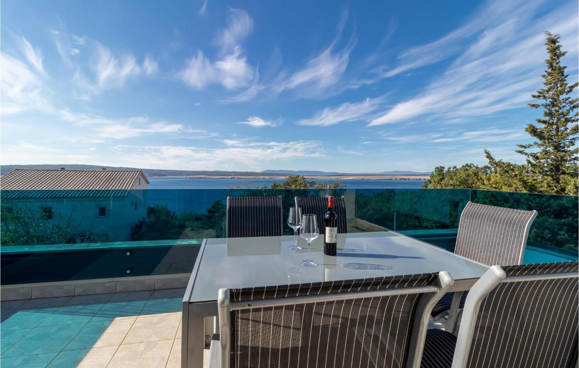 Stunning Apartment In Dramalj With House Sea View Bagian luar foto